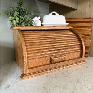 Vintage Wooden Roll-Top Bread Box - Natural Oak Finish
